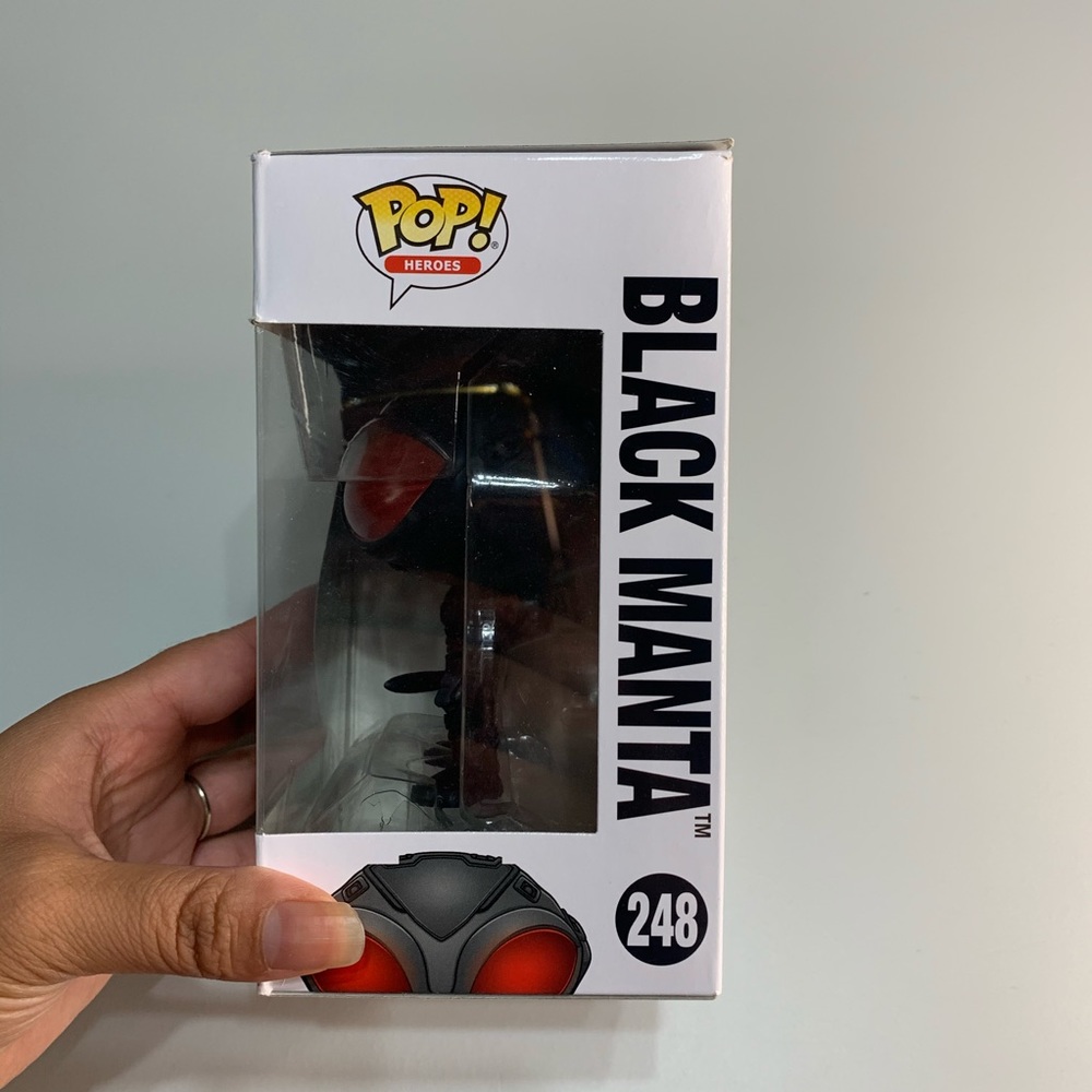 Funko Pop Aquaman Black Manta 248 - Picture 2 of 4
